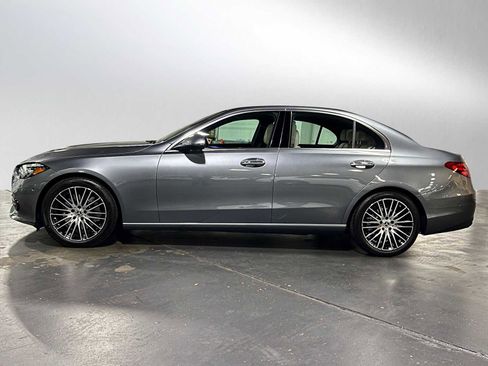 Used 2025 Mercedes-Benz C 300 4MATIC Sedan image 2