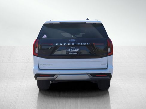Used 2025 Ford Expedition Max Platinum image 4