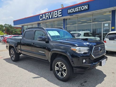 Used 2019 Toyota Tacoma TRD Sport w/ TRD Premium Sport Package AWD/4WD image 1