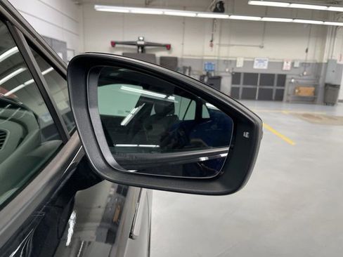 Used 2023 Volkswagen ID.4 Pro S RWD image 12