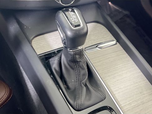 Used 2020 Volvo XC60 T5 Inscription image 17