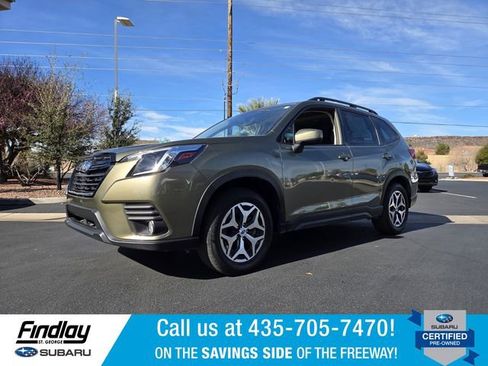 Used 2023 Subaru Forester Premium image 1