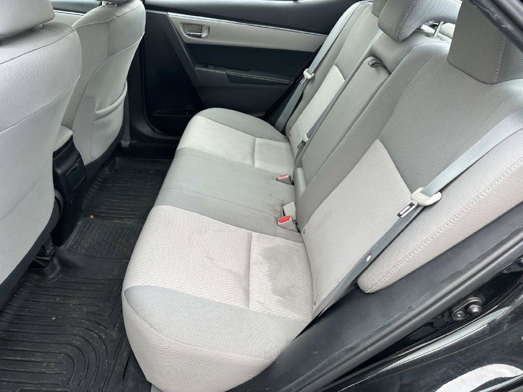 Used 2015 Toyota Corolla LE FWD image 12