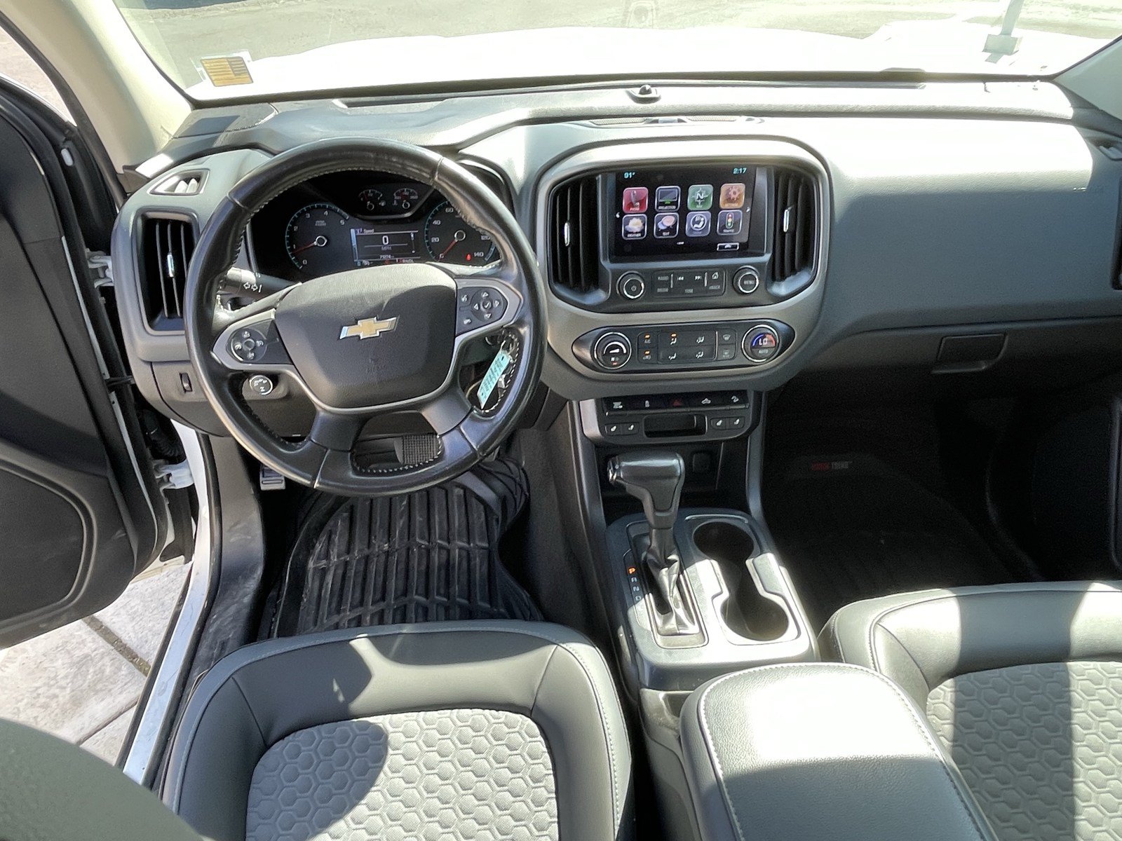 Used 2017 Chevrolet Colorado Z71 AWD/4WD image 13