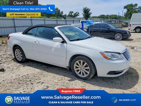 Used 2014 Chrysler 200 Touring FWD image 5