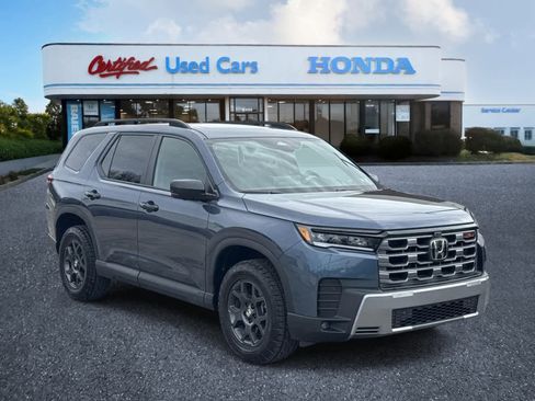 Used 2026 Honda Pilot TrailSport image 7