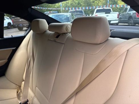 Used 2018 BMW 330i xDrive Sedan AWD/4WD image 21