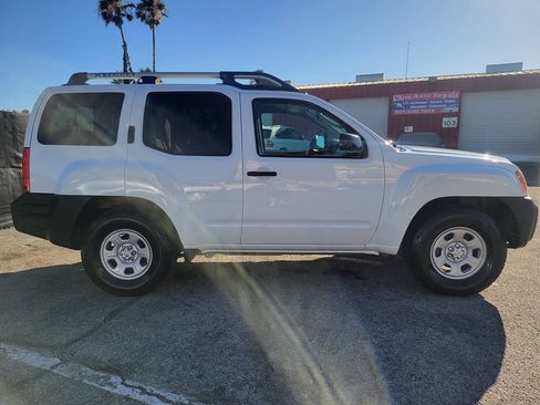Used 2012 Nissan Xterra X RWD image 6