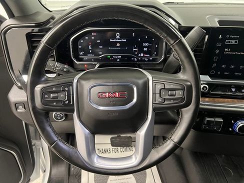 Used 2025 GMC Sierra 3500 SLT image 19