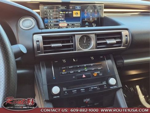 Used 2014 Lexus IS 350 w/ F Sport Package RWD image 21
