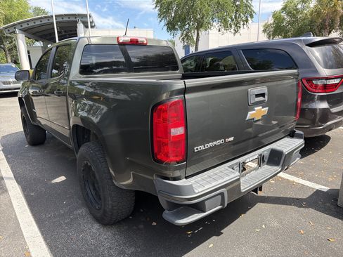 Used 2018 Chevrolet Colorado W/T w/ WT Convenience Package RWD image 3