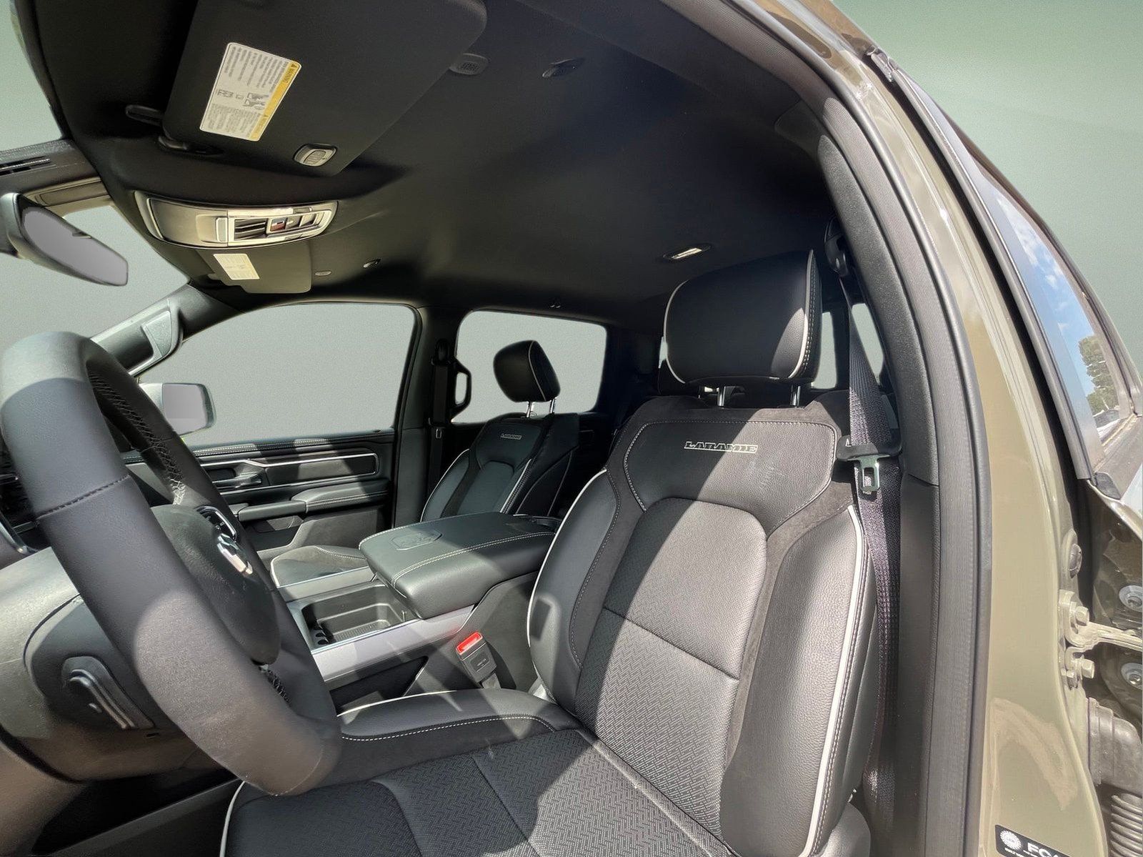 Used 2026 RAM 1500 Laramie AWD/4WD image 12