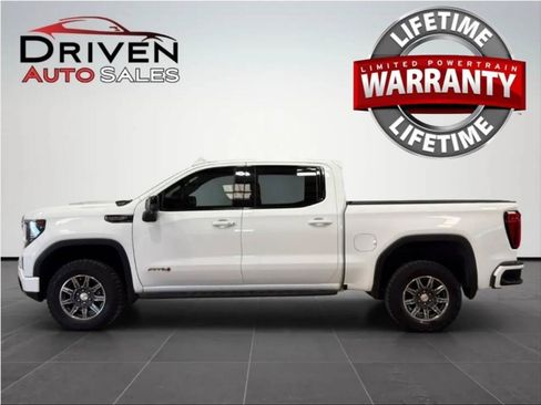 Used 2024 GMC Sierra 1500 AT4 w/ Technology Package AWD/4WD image 1