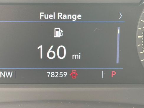 Used 2019 Cadillac XT4 Luxury w/ Cold Weather Package FWD image 19