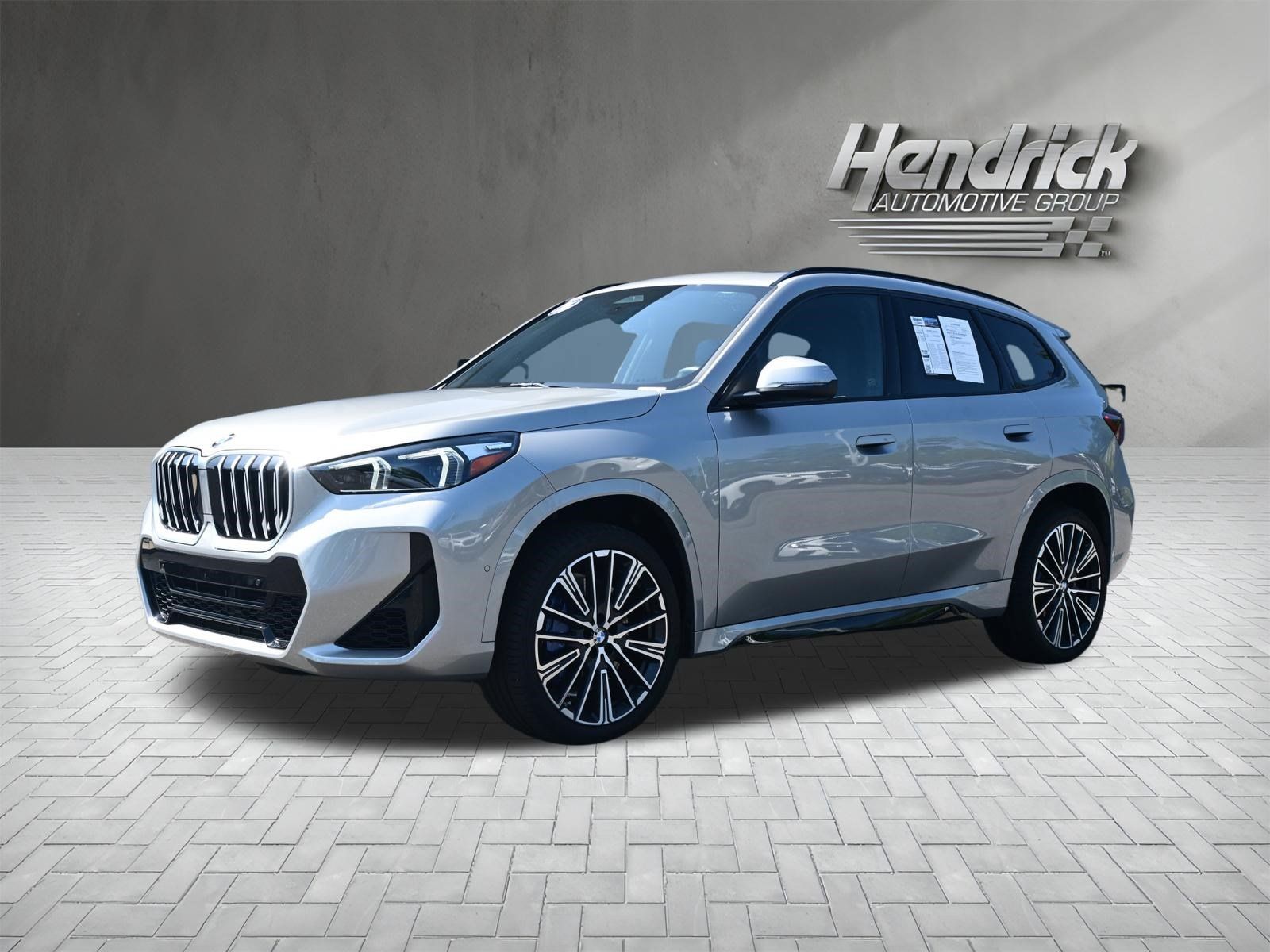 Used 2026 BMW X1 xDrive28i w/ M Sport Package AWD/4WD image 5