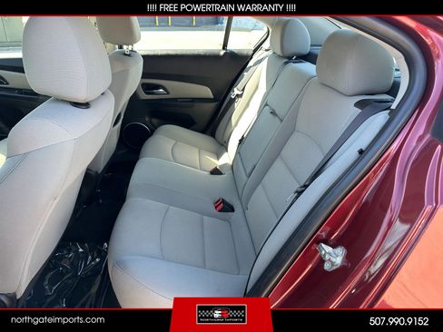 Used 2016 Chevrolet Cruze LT w/ Sun And Sound Package FWD image 15