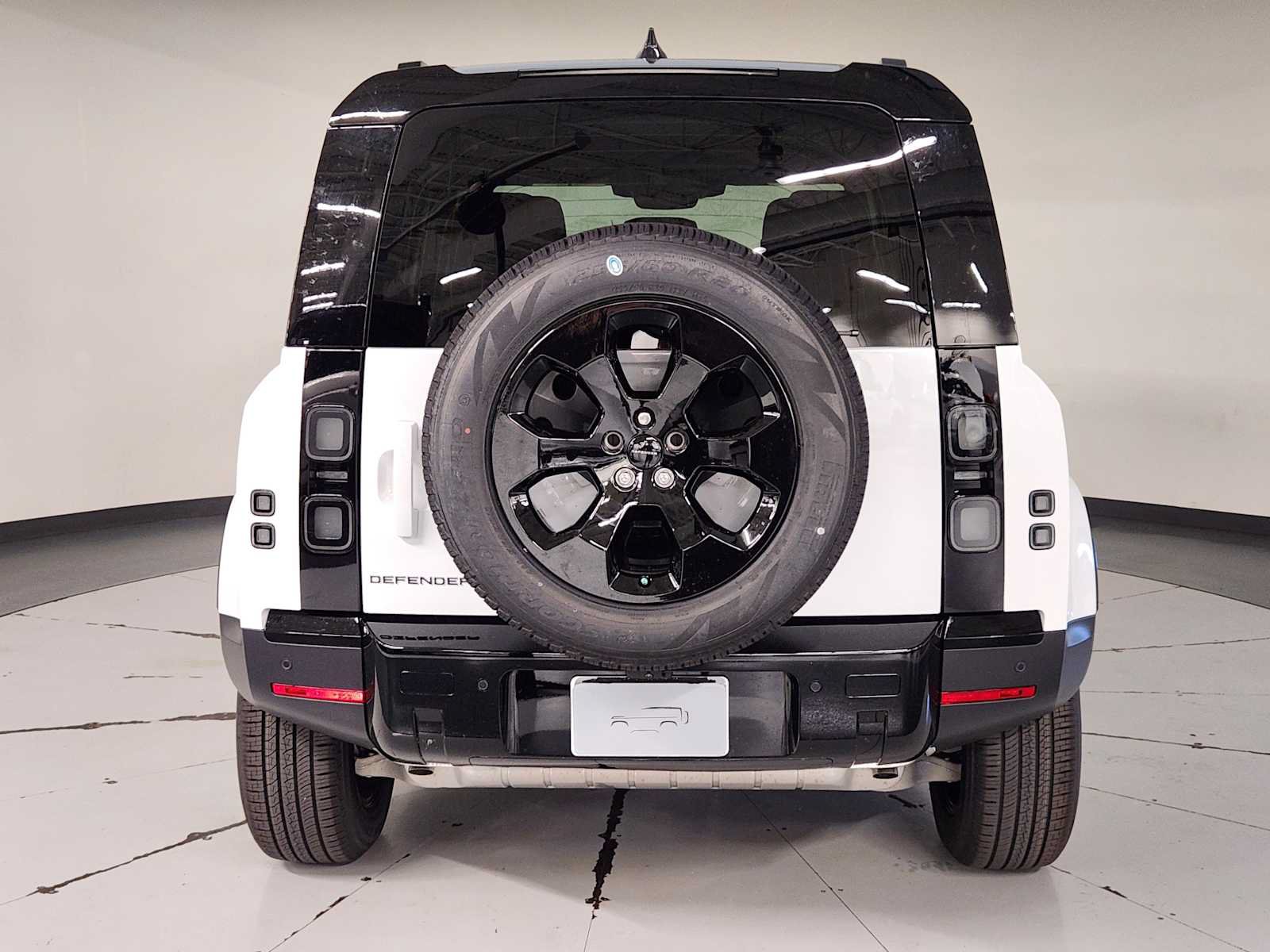 New 2026 Land Rover Defender 110 S AWD/4WD image 10