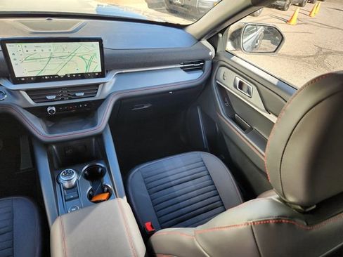 New 2026 Ford Explorer ST-Line w/ ST-Line Street Pack image 12