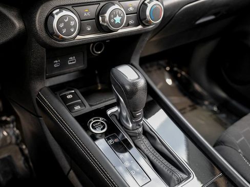 Used 2023 Nissan Kicks SV image 21