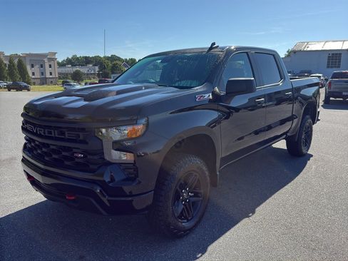 New 2026 Chevrolet Silverado 1500 Custom Trail Boss AWD/4WD image 2