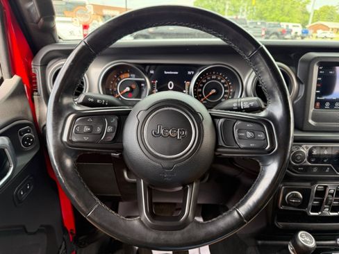 Used 2022 Jeep Wrangler Unlimited Sport AWD/4WD image 19