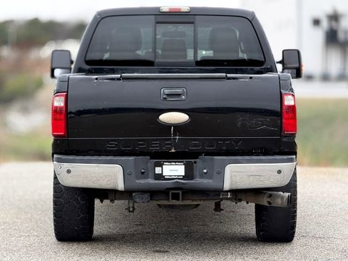 Used 2011 Ford F250 Lariat w/ Lariat Interior Pkg image 4