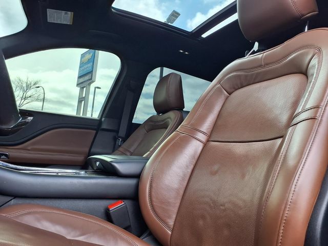 Used 2023 Lincoln Aviator Reserve w/ Equipment Group 201A AWD/4WD image 3