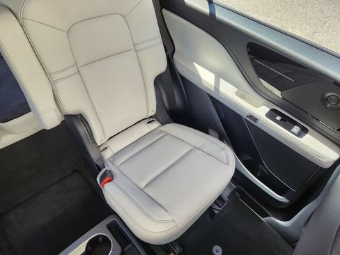 New 2026 Lincoln Aviator AWD image 15