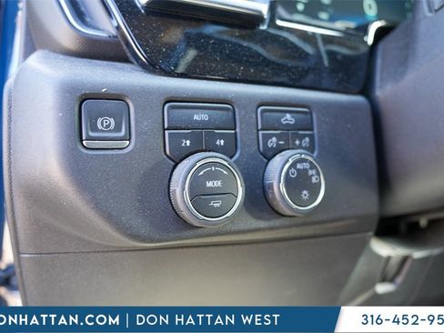 Used 2022 Chevrolet Silverado 1500 LT image 14