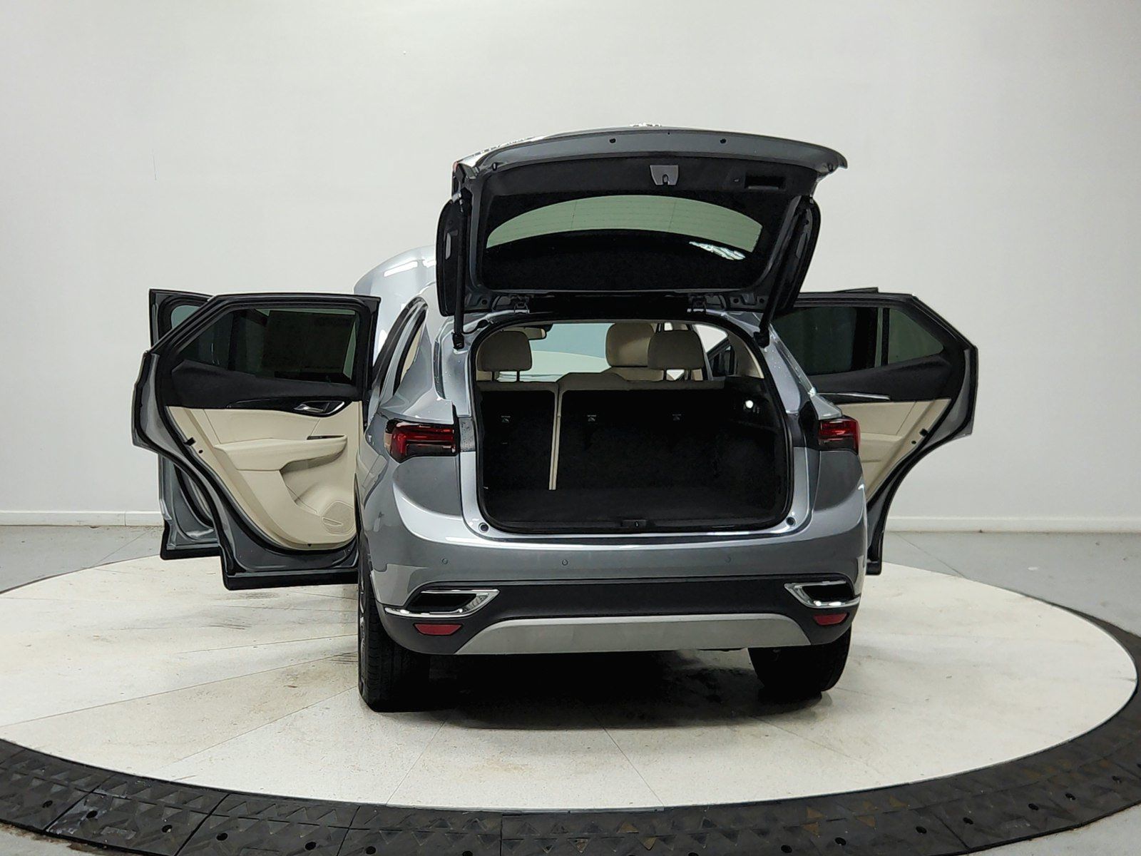 Used 2023 Buick Envision Essence w/ Technology Package I FWD image 15