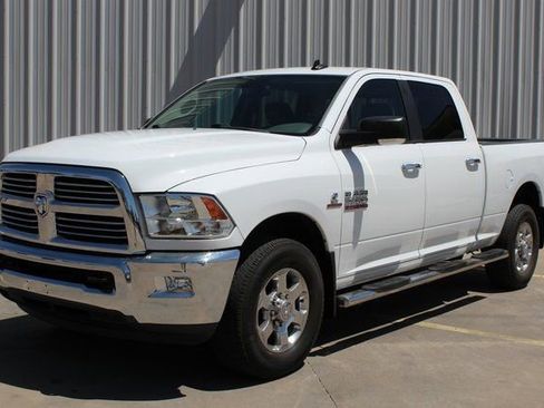 Used 2018 RAM 2500 Big Horn image 1