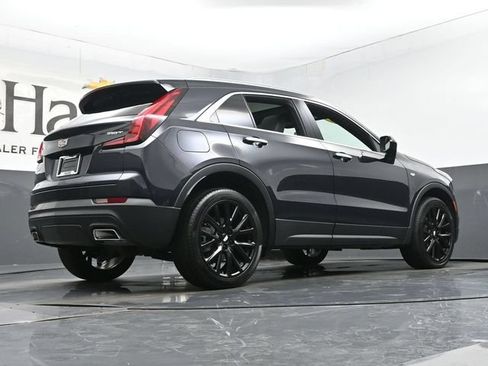 Used 2023 Cadillac XT4 Luxury w/ Cold Weather Package FWD image 39