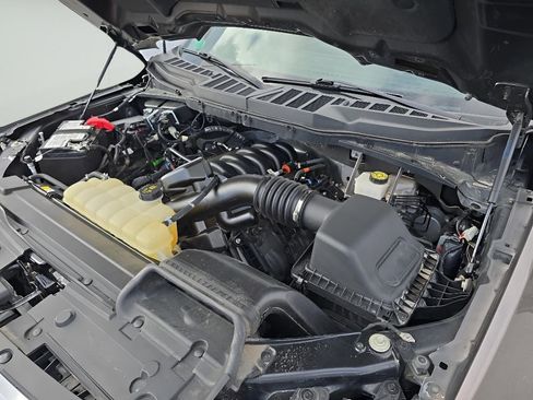 Used 2023 Ford F150 XLT AWD/4WD image 38