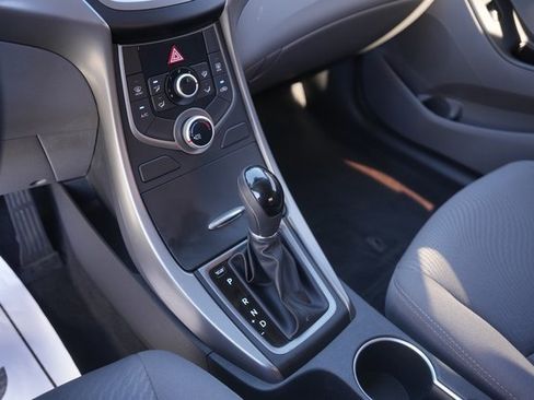 Used 2015 Hyundai Elantra SE w/ Option Group 02 image 27