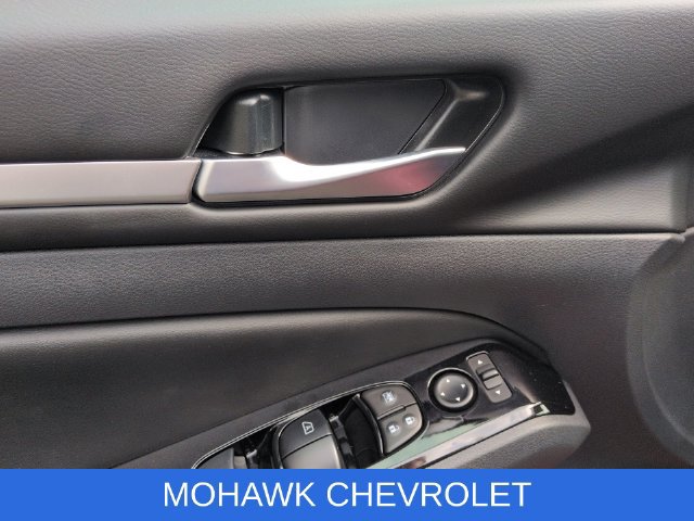 Used 2024 Nissan Altima 2.5 SR AWD/4WD image 22