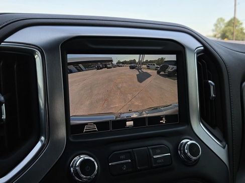 Used 2020 GMC Sierra 1500 SLT AWD/4WD image 17
