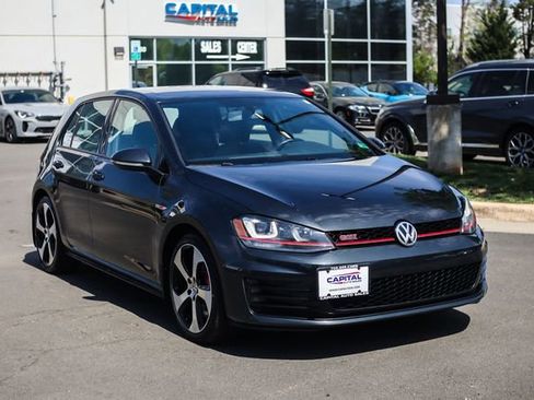 Used 2016 Volkswagen GTI SE image 6