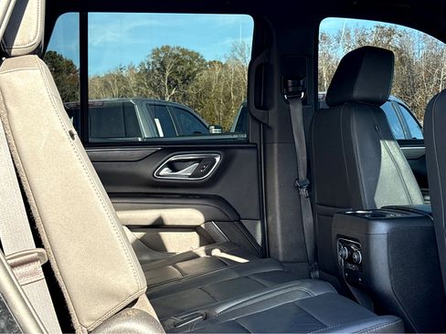 Used 2024 Chevrolet Tahoe LT image 13