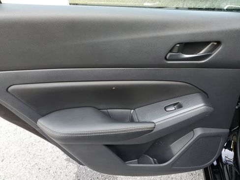 Certified 2025 Nissan Altima 2.5 SV FWD image 9
