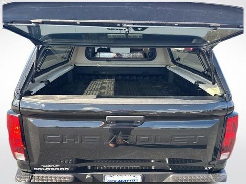 Used 2023 Chevrolet Colorado LT w/ LT Convenience Package II image 5