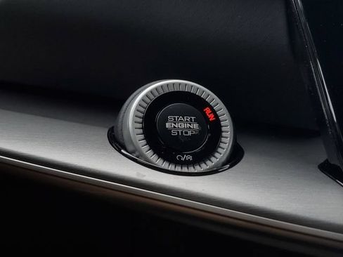 New 2026 Jeep Grand Wagoneer Limited AWD/4WD image 33