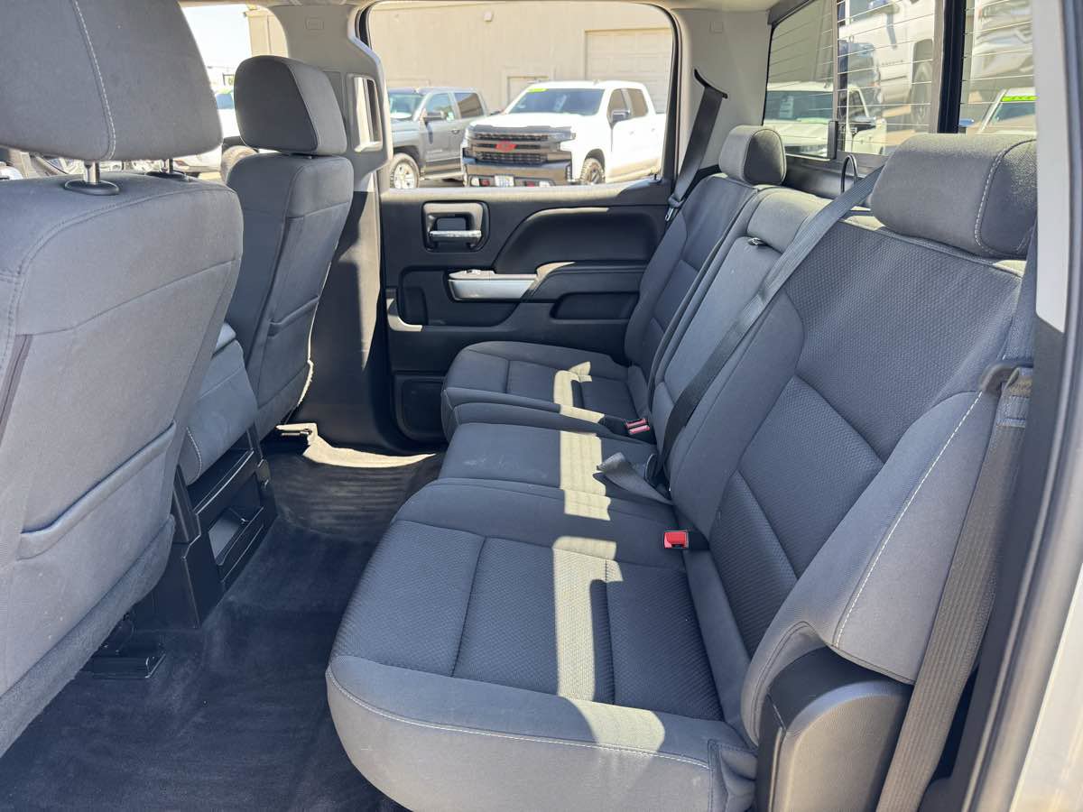 Used 2018 Chevrolet Silverado 1500 LT w/ All Star Edition AWD/4WD image 19