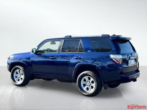 Certified 2023 Toyota 4Runner SR5 RWD image 5