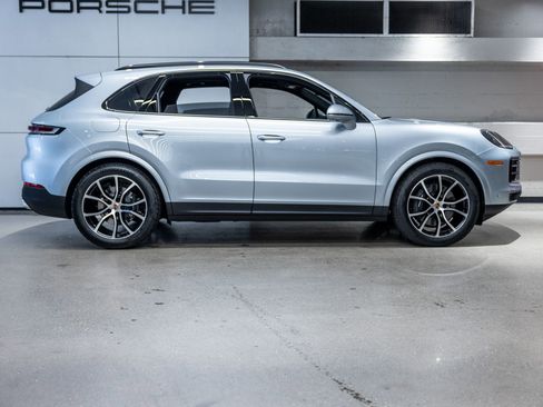 New 2026 Porsche Cayenne image 9