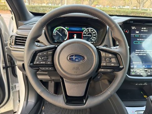 Used 2025 Subaru Forester Touring image 12