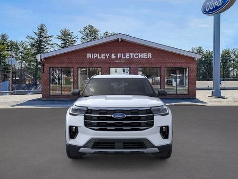 New 2026 Ford Explorer Active w/ Active Comfort Package image 6