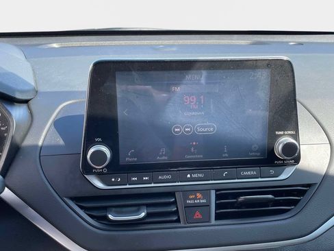 Used 2020 Nissan Altima 2.5 S FWD image 25