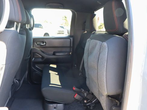 Used 2025 Nissan Frontier PRO-4X w/ Black Accent Package AWD/4WD image 34