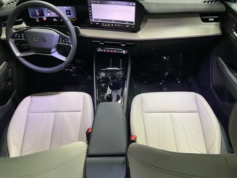 New 2026 Audi Q3 quattro 2.0T AWD/4WD image 6