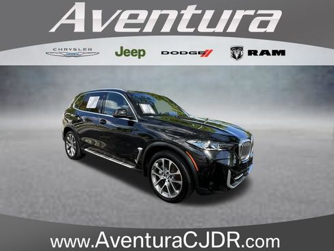 Used 2024 BMW X5 xDrive40i AWD/4WD image 1